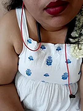 Snapshot of silk_rose05 chatting on 02/26/26, 07:51 silk rose05 online show from 02/26/26, 07:51