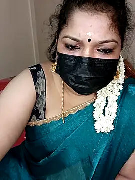 Snapshot of silk_rose05 chatting on 03/02/26, 04:36 silk rose05 online show from 03/02/26, 04:36