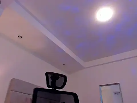 Snapshot of chris_morgan7 chatting on 03/15/26, 01:44 chris morgan7 online show from 03/15/26, 01:44