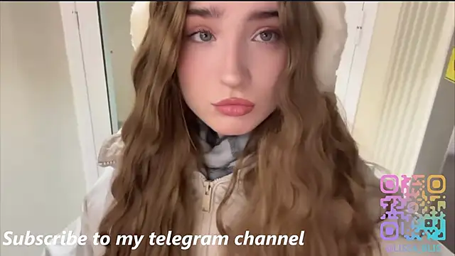 Snapshot of LissaBliss chatting on 04/12/26, 02:22 LissaBliss online show from 04/12/26, 02:22