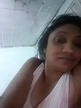 Snapshot of sexykajol2001 chatting on 04/13/26, 10:15 sexykajol2001 online show from 04/13/26, 10:15