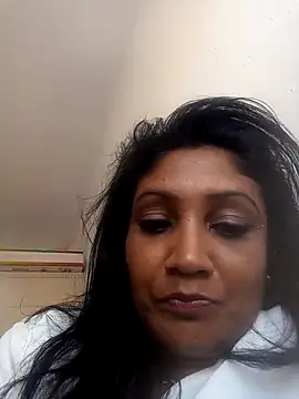 Snapshot of sexykajol2001 chatting on 07/03/26, 09:48 sexykajol2001 online show from 07/03/26, 09:48