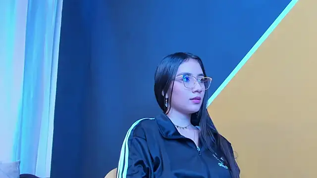 Vaiolletcooper online show from 04/01/26, 01:52