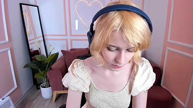 Snapshot of Akimo_ chatting on 03/01/26, 02:08 Akimo online show from 03/01/26, 02:08