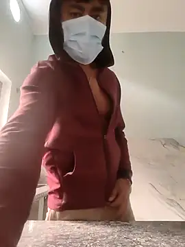 Snapshot of newtube0 chatting on 02/01/26, 07:18 newtube0 online show from 02/01/26, 07:18