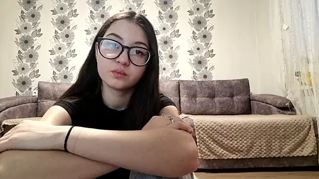 ZyntraLoom online show from 02/08/26, 01:25