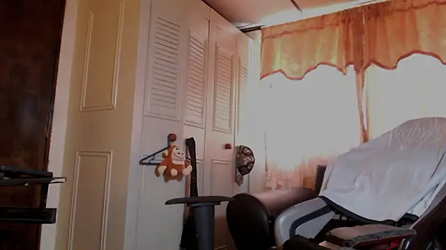 Snapshot of D3v1L88 chatting on 03/13/26, 06:58 D3v1L88 online show from 03/13/26, 06:58