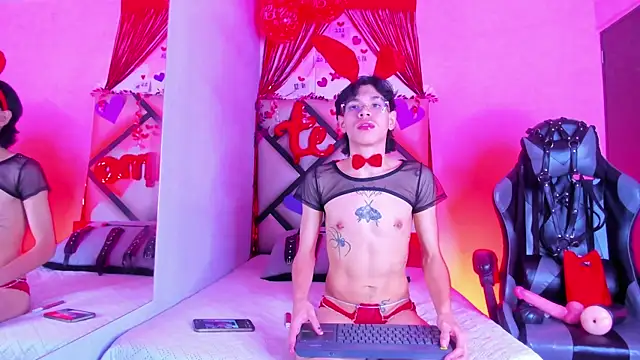 Bennet-Gray online show from 02/15/26, 05:04