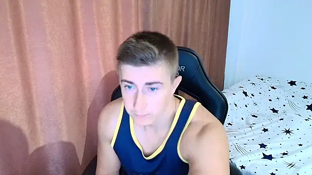 Snapshot of TodMusclePower9 chatting on 03/26/26, 07:58 TodMusclePower9 online show from 03/26/26, 07:58