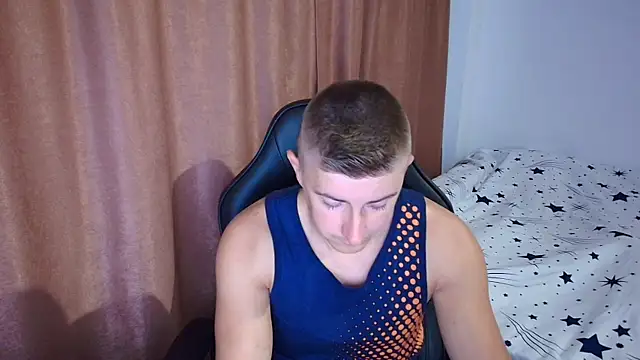 Snapshot of TodMusclePower9 chatting on 03/31/26, 05:08 TodMusclePower9 online show from 03/31/26, 05:08