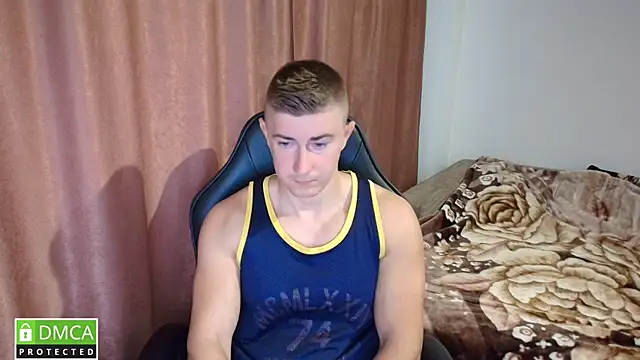 Snapshot of TodMusclePower9 chatting on 04/14/26, 04:51 TodMusclePower9 online show from 04/14/26, 04:51