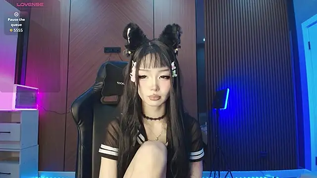 Snapshot of dionlee9 chatting on 03/01/26, 04:31 dionlee9 online show from 03/01/26, 04:31