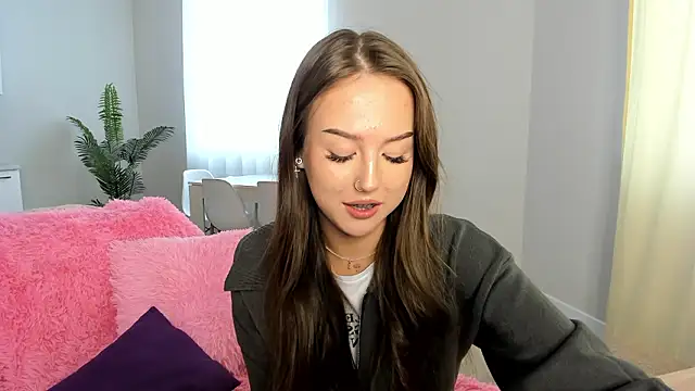 G0od girl online show from 02/15/26, 08:35