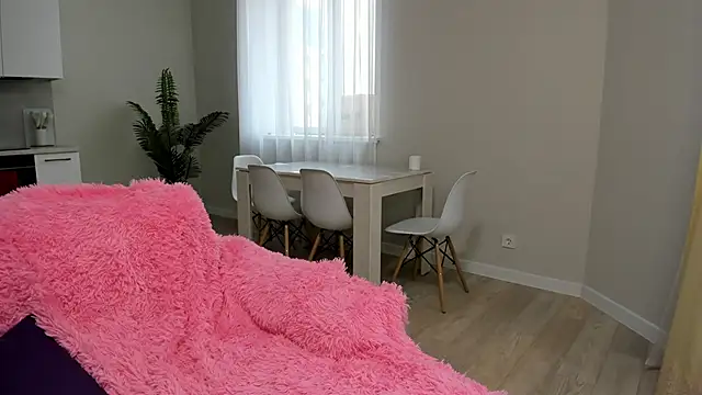 G0od girl online show from 02/18/26, 08:32