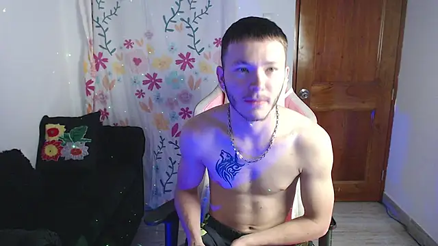 Ariana Esteban07 online show from 03/02/26, 10:22