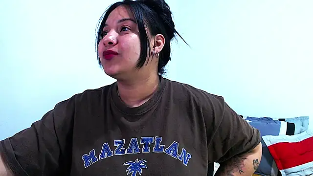 emily-rousee- online show from 02/26/26, 02:21