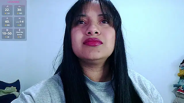 Snapshot of emily-rousee- chatting on 03/25/26, 03:01 emily-rousee- online show from 03/25/26, 03:01