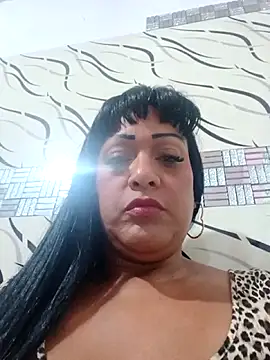 Snapshot of SabrinaColin chatting on 04/22/26, 12:46 SabrinaColin online show from 04/22/26, 12:46