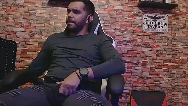 damon69696 online show from 02/04/26, 07:25