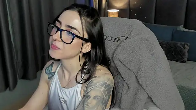 Luna tagliaferri online show from 02/20/26, 02:17