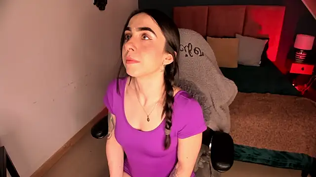 Snapshot of Luna_tagliaferri chatting on 04/10/26, 08:13 Luna tagliaferri online show from 04/10/26, 08:13