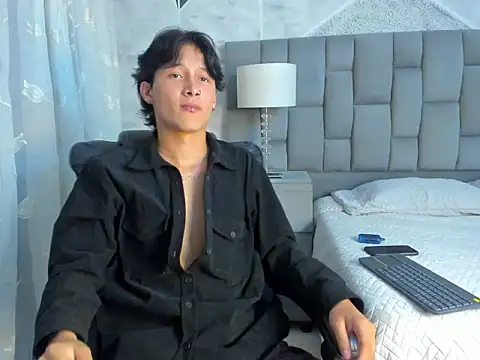 Snapshot of SalvatoreBenford chatting on 02/03/26, 05:16 SalvatoreBenford online show from 02/03/26, 05:16