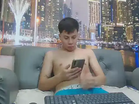 santiago xxxcol online show from 03/24/26, 11:54