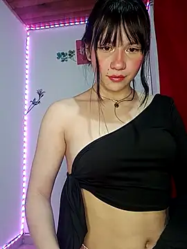 Snapshot of MikasaxX_ chatting on 05/09/26, 06:07 MikasaxX online show from 05/09/26, 06:07