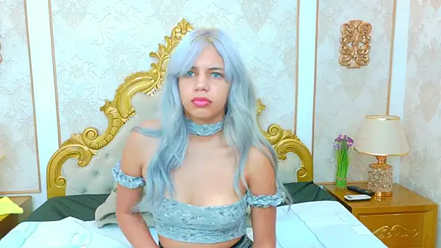 Snapshot of AlanaHouston chatting on 02/11/26, 12:32 AlanaHouston online show from 02/11/26, 12:32