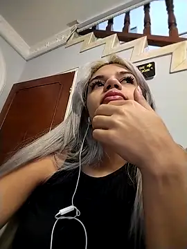 Snapshot of AlanaHouston chatting on 02/28/26, 12:28 AlanaHouston online show from 02/28/26, 12:28