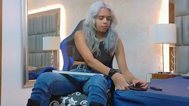AlanaHouston online show from 07/15/26, 04:51
