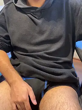 Snapshot of javfran76 chatting on 04/14/26, 09:21 javfran76 online show from 04/14/26, 09:21