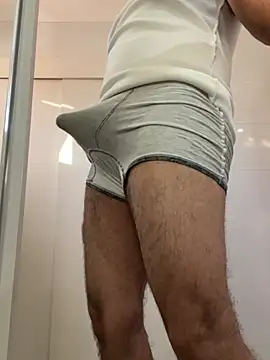 Snapshot of javfran76 chatting on 04/18/26, 09:37 javfran76 online show from 04/18/26, 09:37