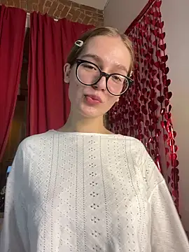 MyKittySayMeow online show from 02/14/26, 08:27