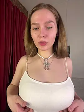 Snapshot of MyKittySayMeow chatting on 04/23/26, 08:33 MyKittySayMeow online show from 04/23/26, 08:33