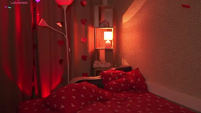 Snapshot of jenniferonlyforu chatting on 02/17/26, 06:14 jenniferonlyforu online show from 02/17/26, 06:14