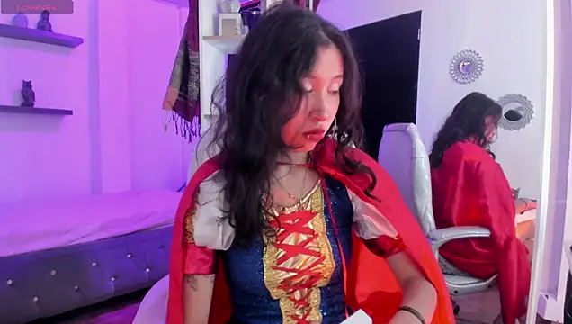 Snapshot of Miniadelf chatting on 04/19/26, 05:01 Miniadelf online show from 04/19/26, 05:01