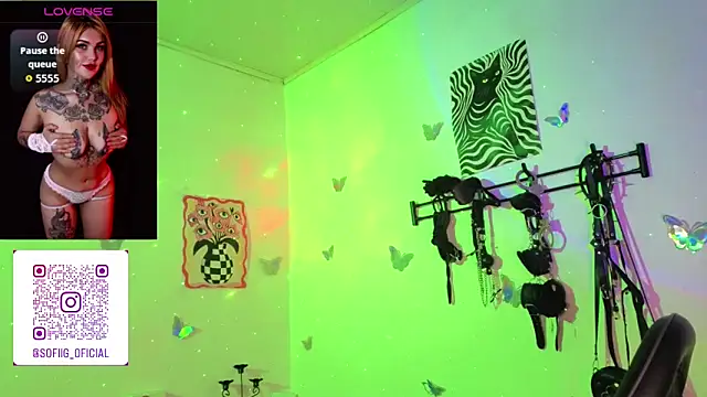 Snapshot of Zoeee_001 chatting on 03/27/26, 07:36 Zoeee 001 online show from 03/27/26, 07:36