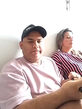 Snapshot of wessAndSandri chatting on 02/25/26, 07:56 wessAndSandri online show from 02/25/26, 07:56