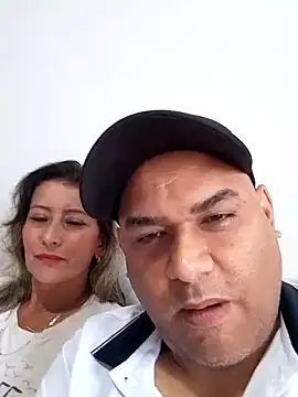 Snapshot of wessAndSandri chatting on 04/01/26, 08:28 wessAndSandri online show from 04/01/26, 08:28