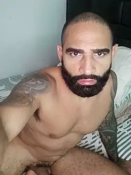 Snapshot of Lucius40 chatting on 02/22/26, 11:14 Lucius40 online show from 02/22/26, 11:14