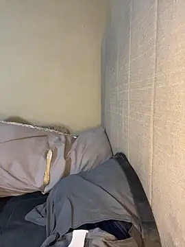 Snapshot of romyamo chatting on 03/01/26, 04:14 romyamo online show from 03/01/26, 04:14