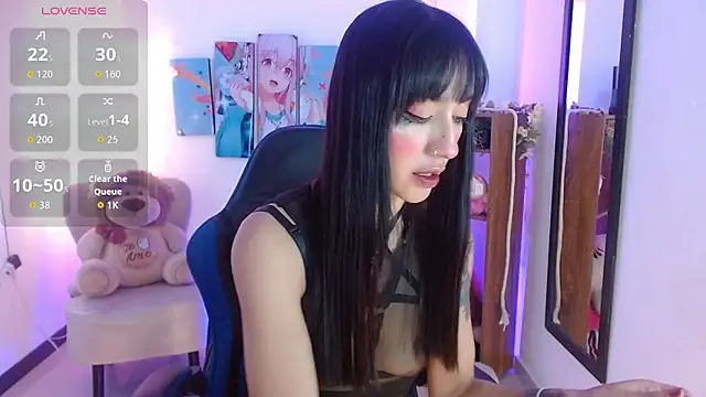 Snapshot of FIORELLA_L chatting on 03/24/26, 12:10 FIORELLA L online show from 03/24/26, 12:10