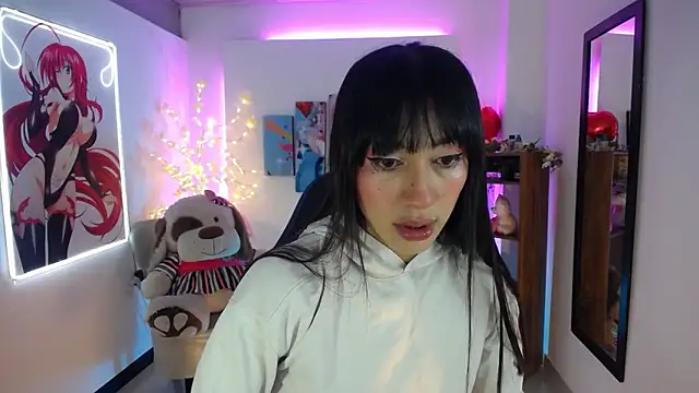 Snapshot of FIORELLA_L chatting on 04/08/26, 12:05 FIORELLA L online show from 04/08/26, 12:05