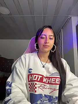 kuromi x online show from 02/07/26, 01:42