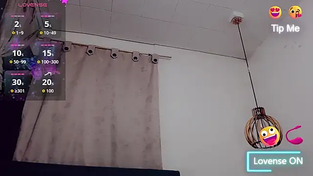 Snapshot of Karol_Vanessa__ chatting on 02/17/26, 03:25 Karol Vanessa online show from 02/17/26, 03:25