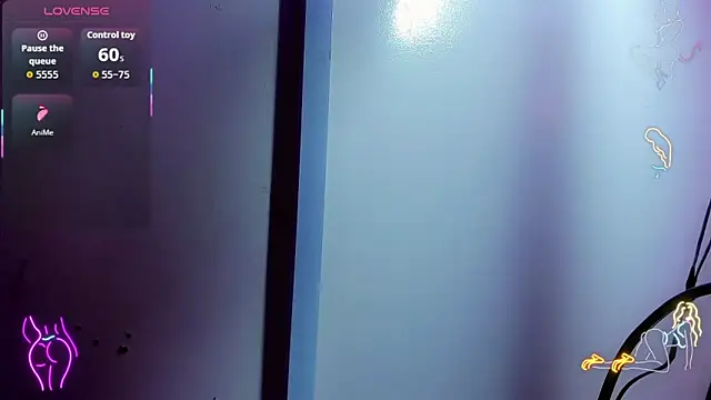 Snapshot of Karol_Vanessa__ chatting on 03/01/26, 03:19 Karol Vanessa online show from 03/01/26, 03:19