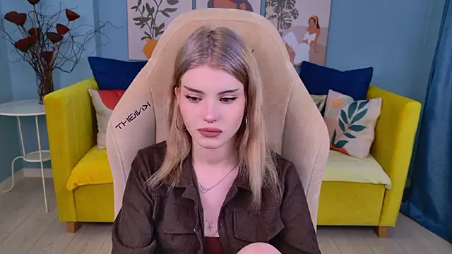 ScarletBlackwood online show from 03/24/26, 05:01