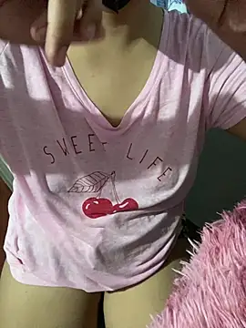 Snapshot of Amber1225 chatting on 02/23/26, 08:39 Amber1225 online show from 02/23/26, 08:39