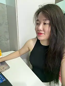Amy8386 online show from 05/28/26, 05:05